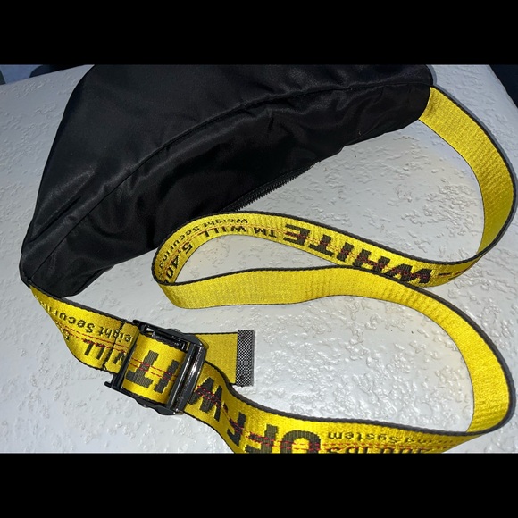 Off White Belt Bag - Picture 2 of 6